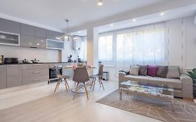 Apartment close to park Marchalenes